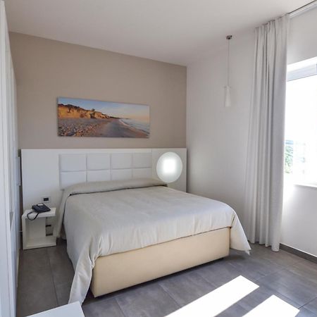 Motel S.16 Muro Leccese Buitenkant foto